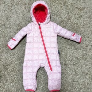 🩷 The North Face Thermoball